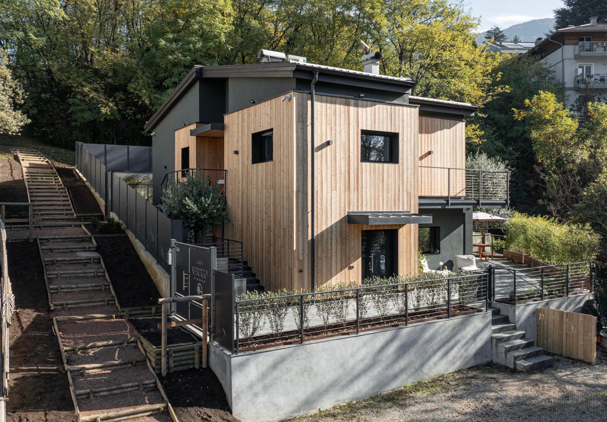 Casa Vertigo เตรนโต ภายนอก รูปภาพ