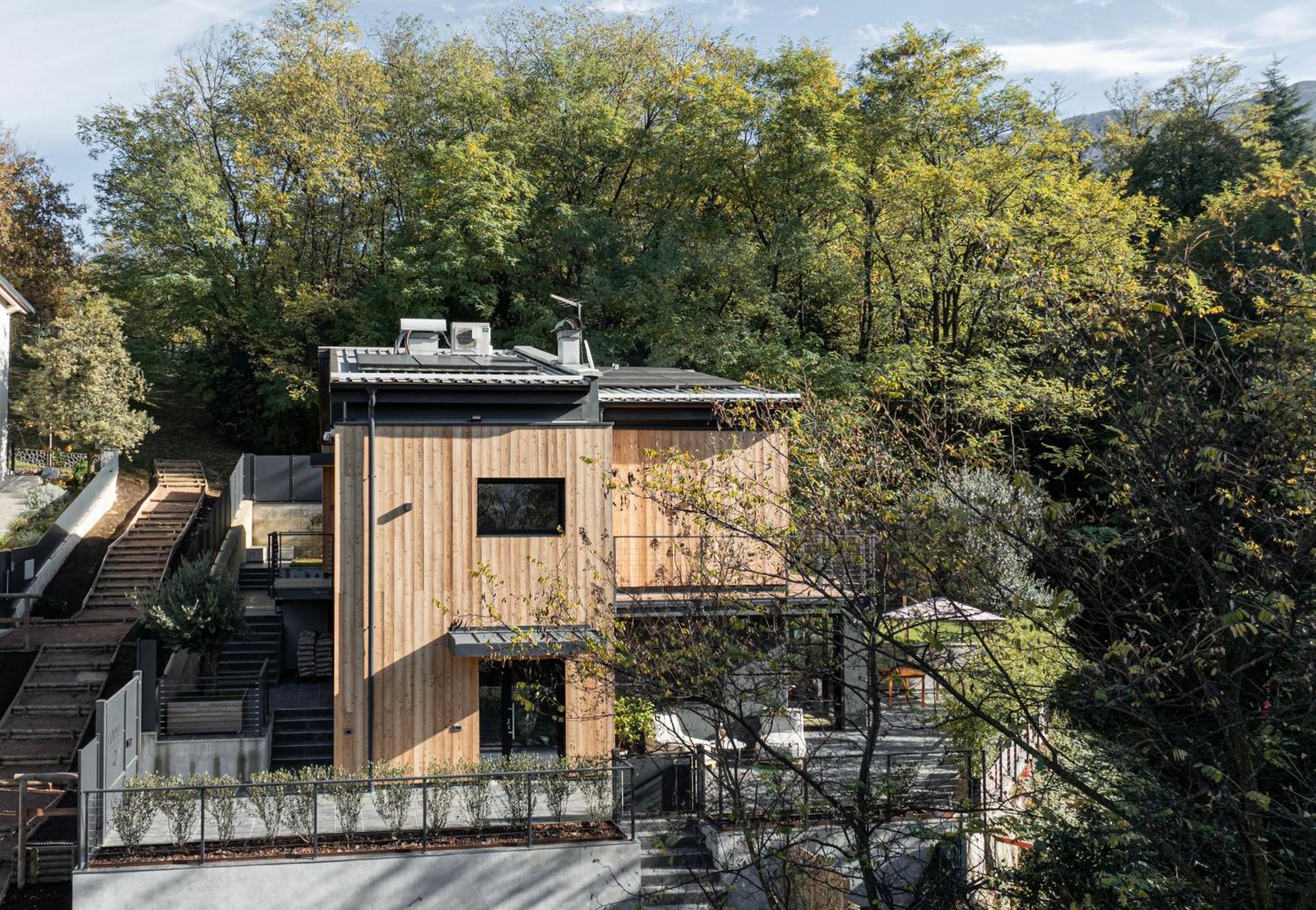 Casa Vertigo เตรนโต ภายนอก รูปภาพ