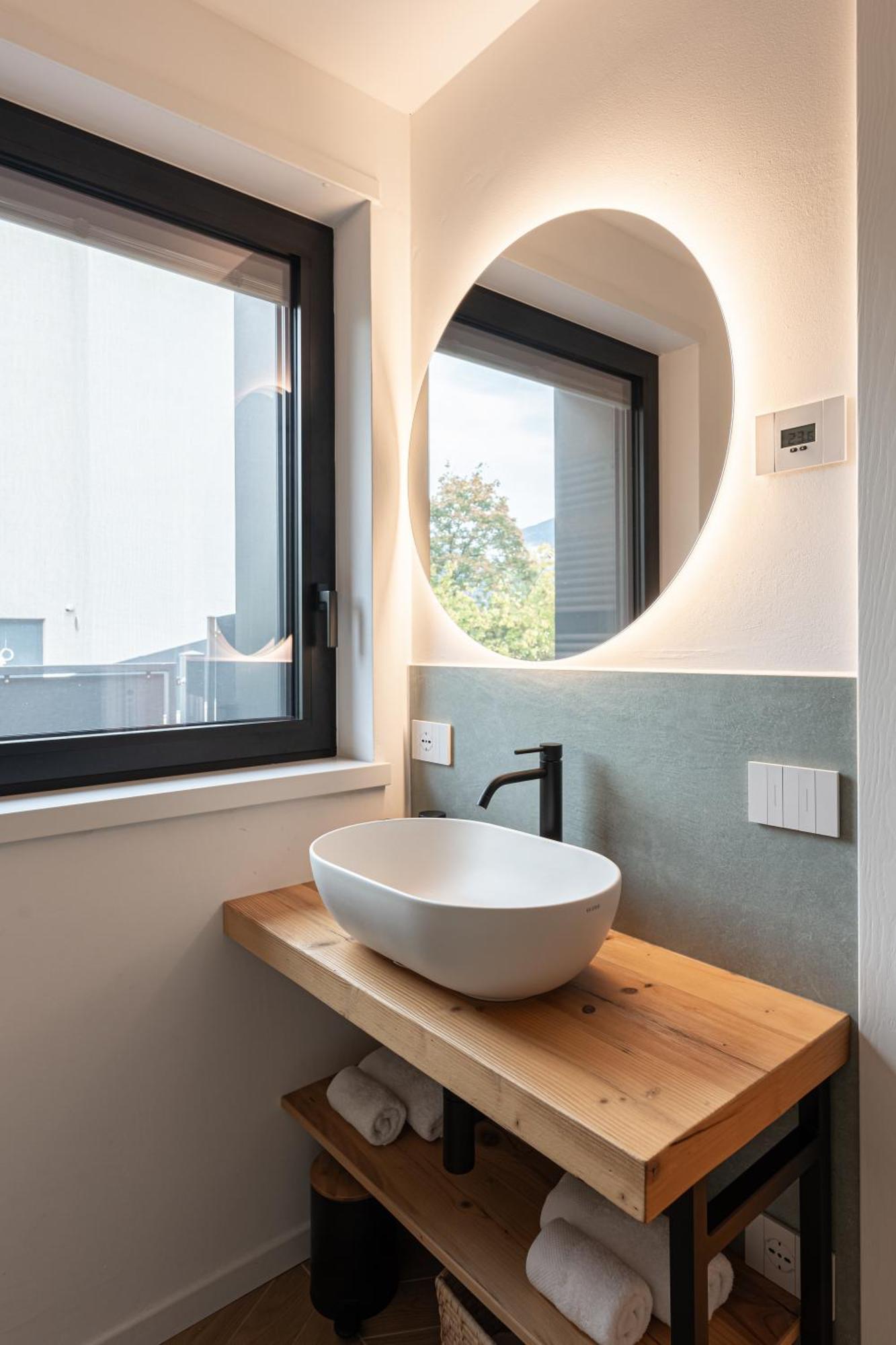 Casa Vertigo เตรนโต ภายนอก รูปภาพ